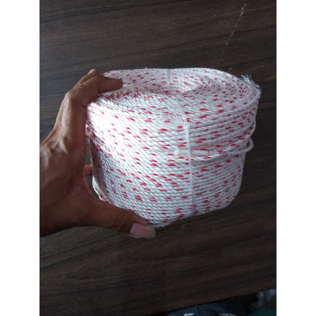 

TALI TAMPAR/TAMBANG PP QROPE 4MM 1 ROL