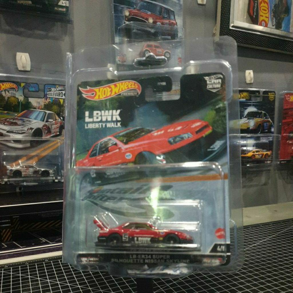 Hotwheels LBW ER34 Nissan Skyline