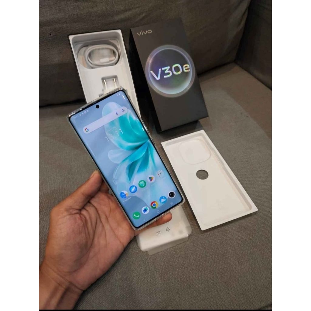 Vivo V30 E Second