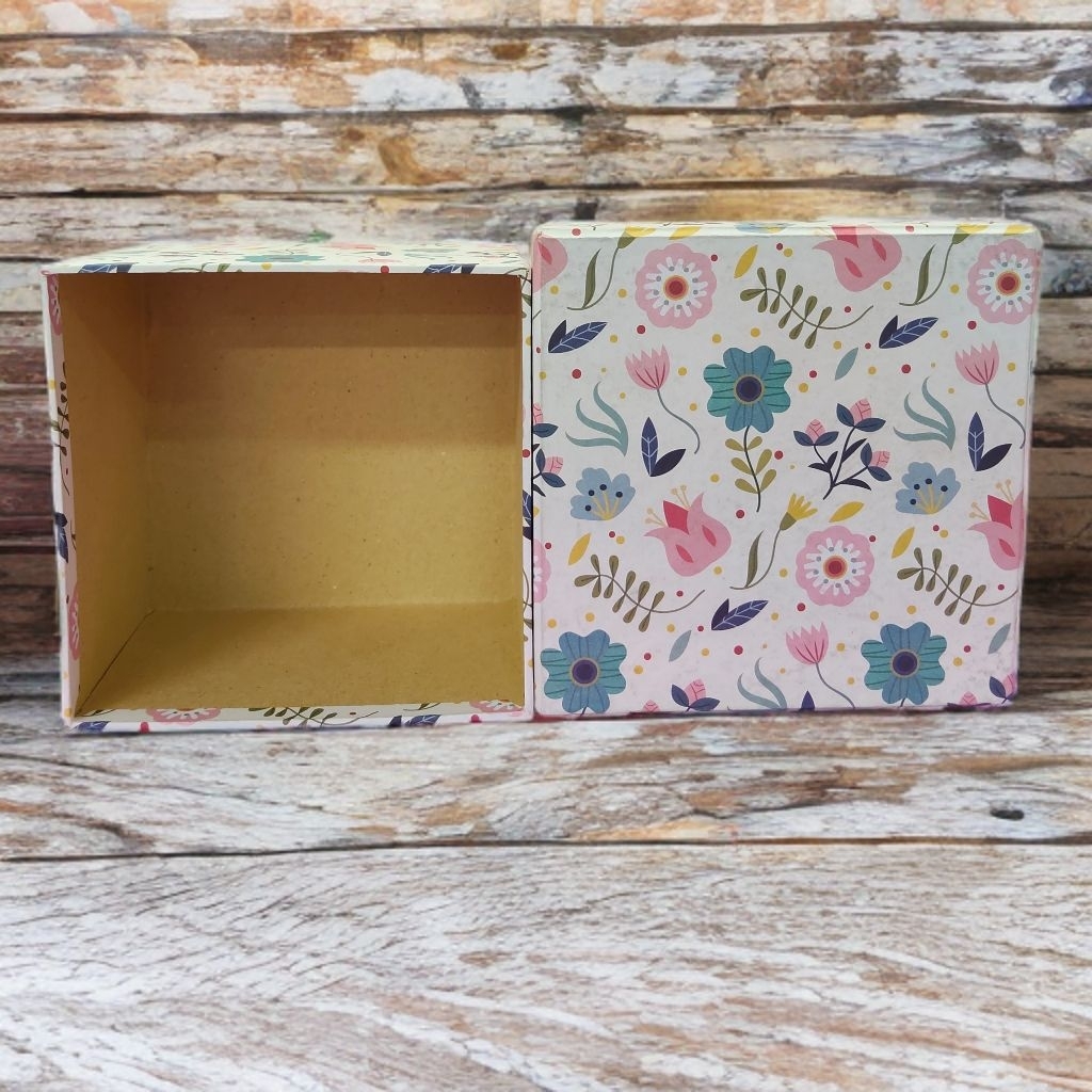 

Hadiah Gift Box Kotak Hadiah Ulang Tahun Valentine Box Kotak Kado Hampers 298039