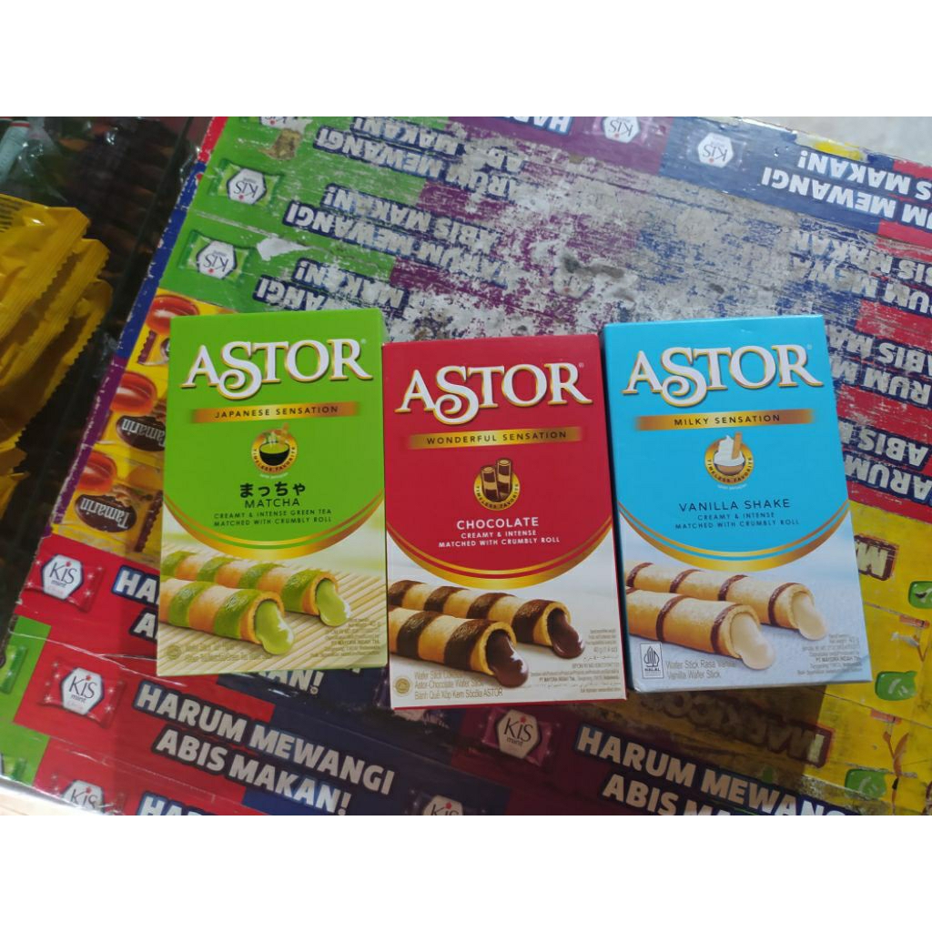 

Astor wafer stick box 40gr cokelat matcha vanila