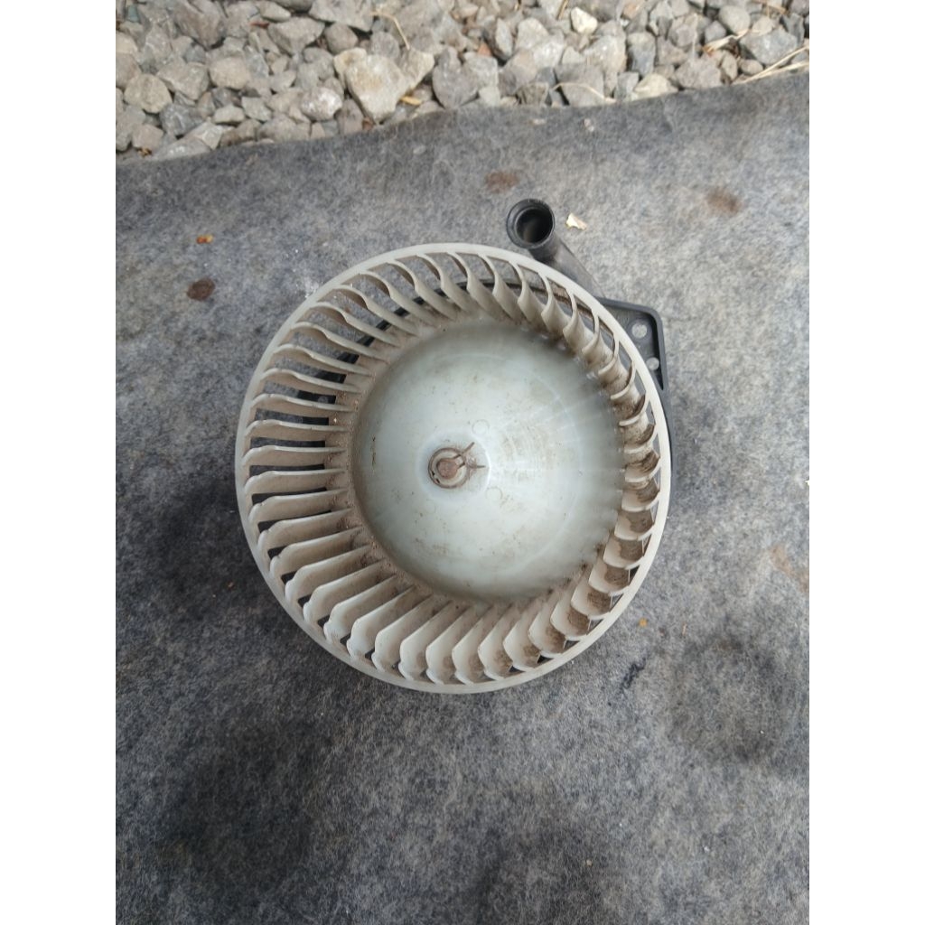 Motor blower AC Mitsubishi Lancer Cedia CS5