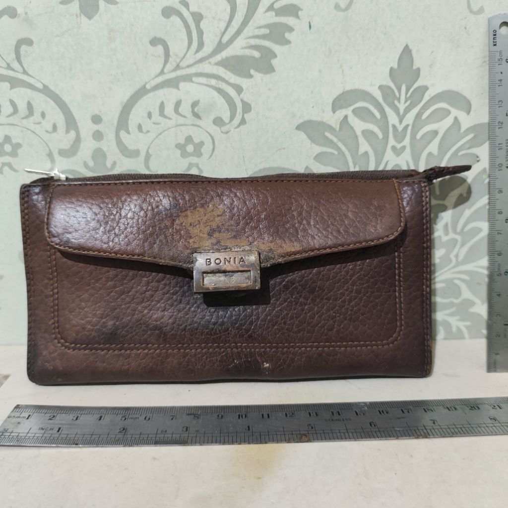 Dompet wanita Bonia minusan preloved