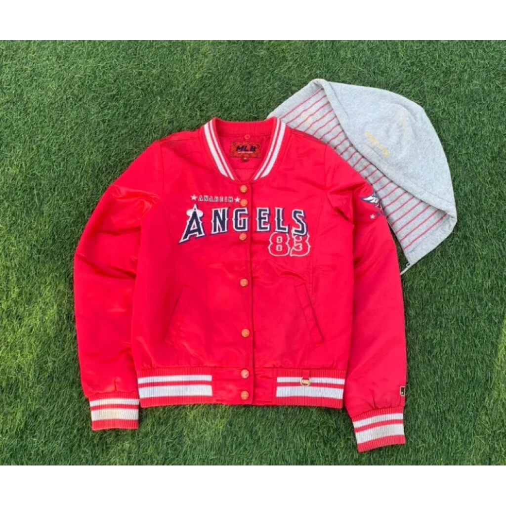 VARSITY ANGELS MERAH