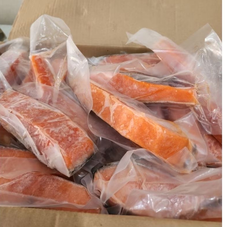 

SALMON FILLET GRADE SASHIMI KURLEB 200 GRAM