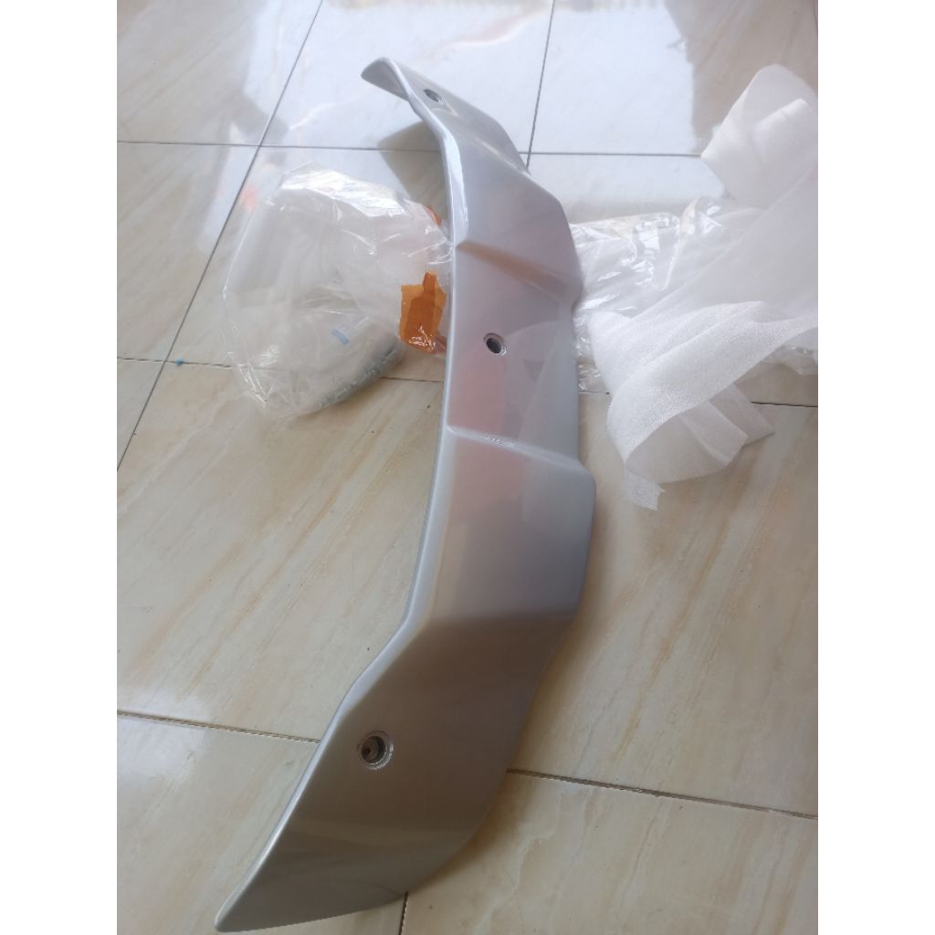 Spoiler SUZUKI Ertiga/XL7 2012-2024