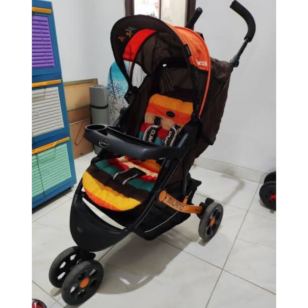 (Preloved) Stroller Pliko Milano 568