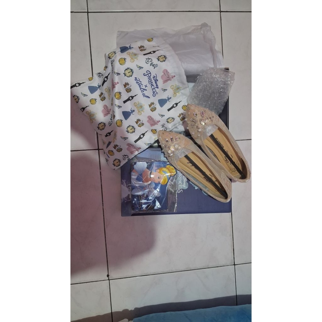 TERMURAH ittaherl x disney  cinderella vol 1 uk 40