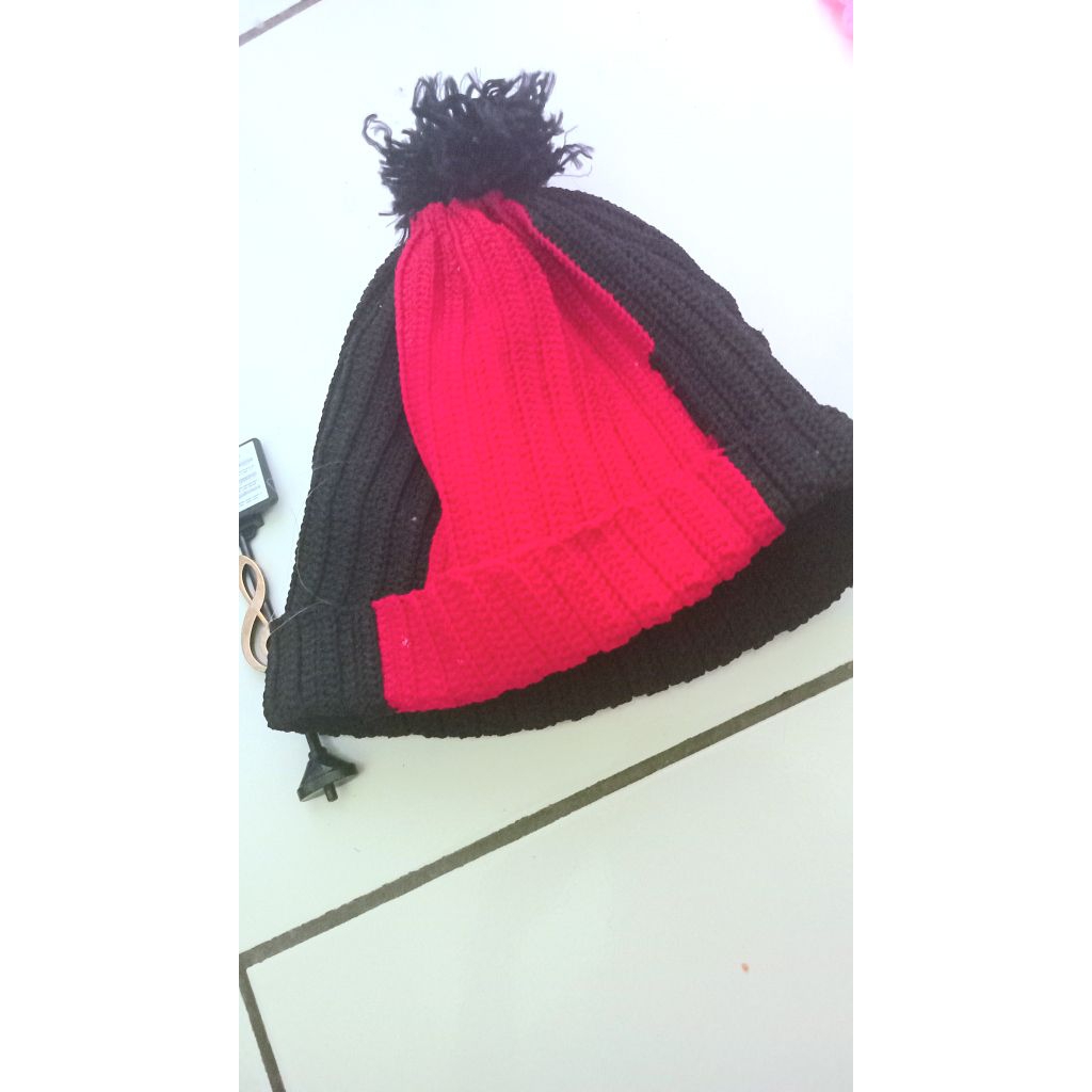 topi gunung rajutan handmade