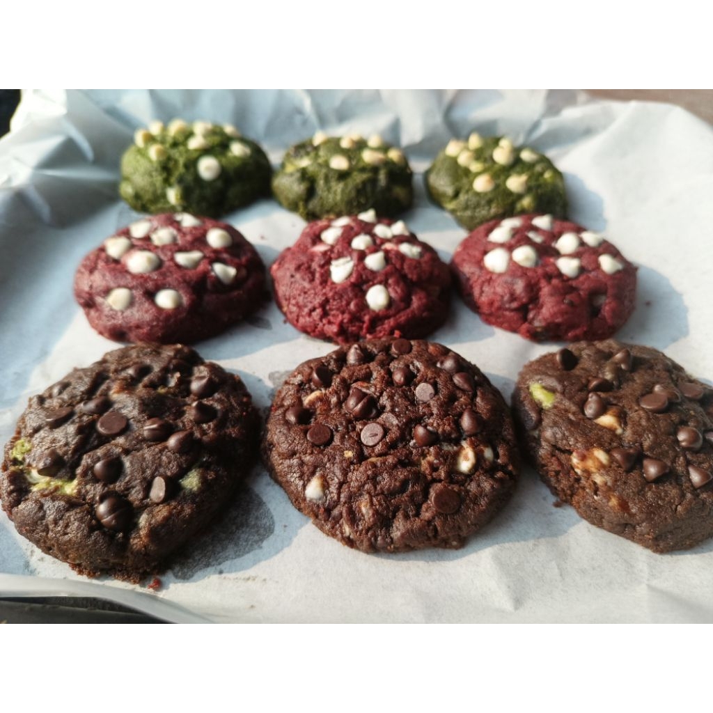 

Soft Baked Cookies Hampers Box of Happiness