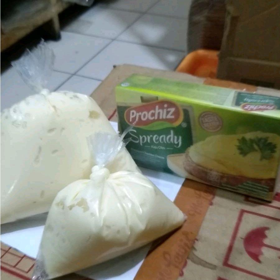 

Keju Prochiz spready keju oles 100 Gram