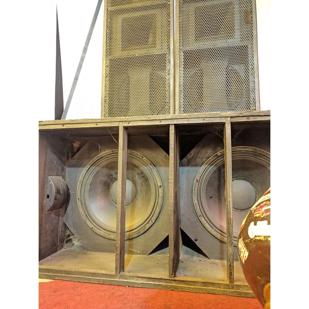 Speker 18 inc dobblee merk RCF