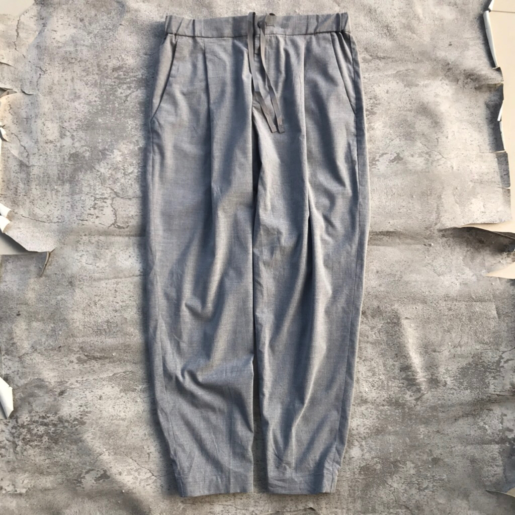 Celana Panjang by Uniqlo Ezy Ankle Women Pants Grey sz 29/30