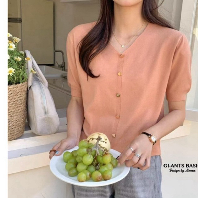 GIANTS VINCCY V-NECK BUTTONS KNIT TOP ATASAN RAJUT HALUS KANCING POLOS BKK READYSTOCK