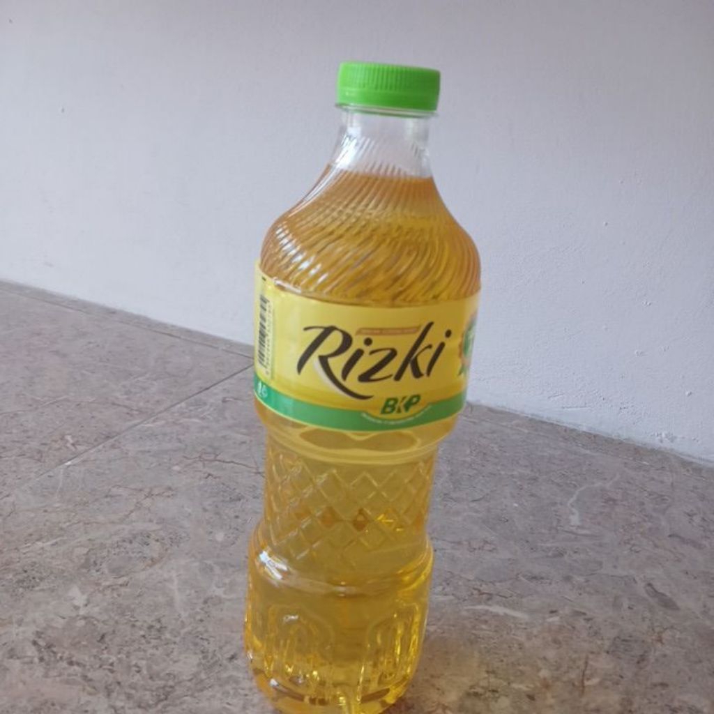 

minyak goreng rizki - 800ml