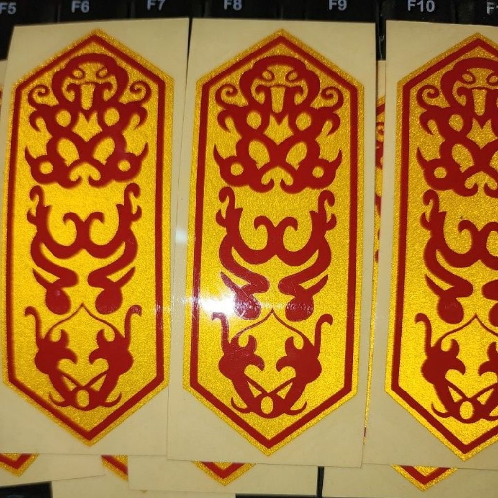 stiker perisai dayak