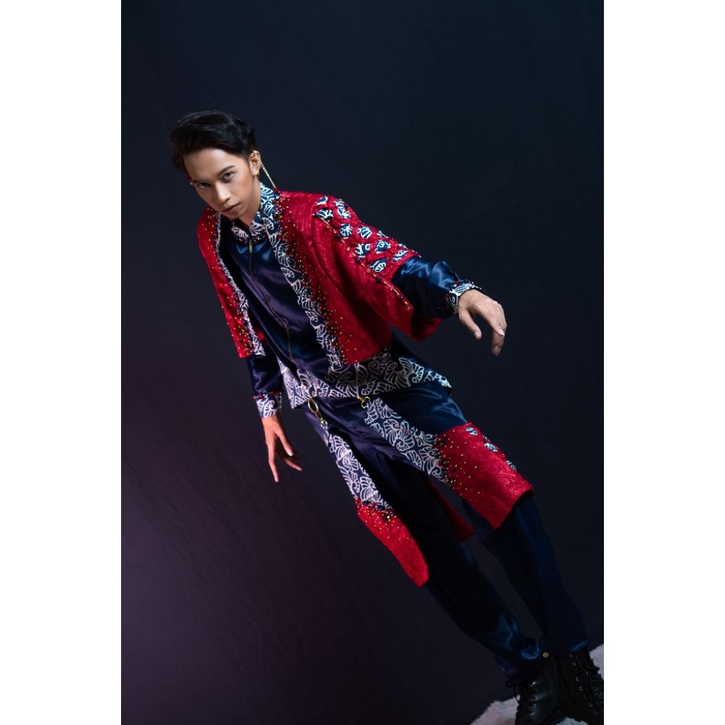 (READY SEWA) Sewa Baju Fashion Batik Glamour,Baju Fashionshow, Baju Batik, Baju Agustusan