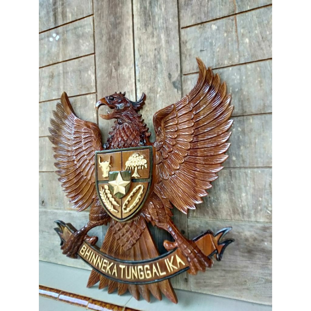 ukiran garuda panacasila kayu/ ukiran garuda kayu jati