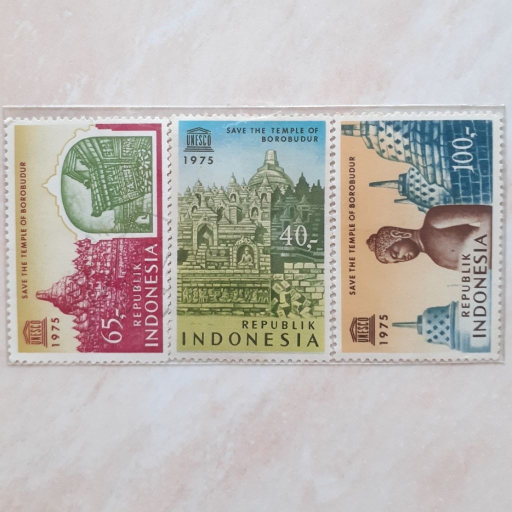 

(A) Perangko Indonesia Perbaikan Candi Borobudur Tahun 1975 set 3pcs