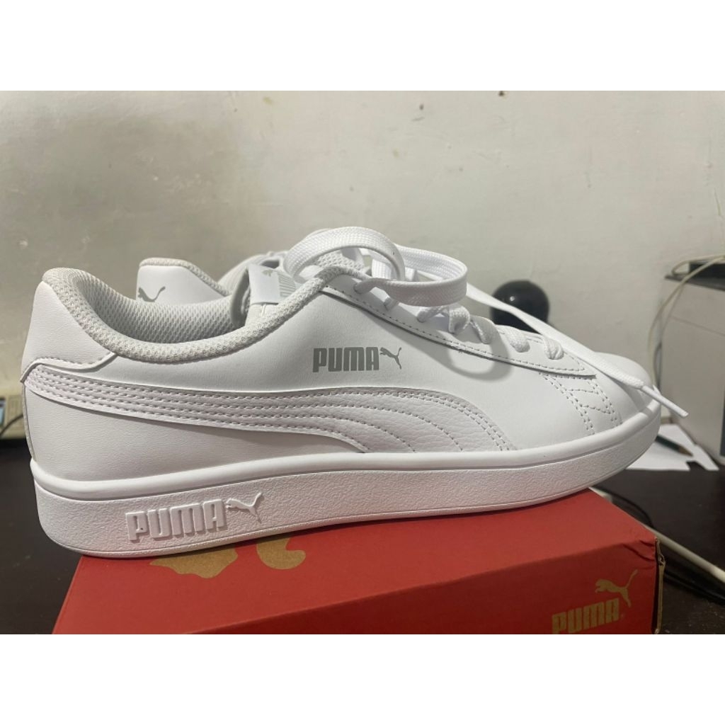 Sepatu puma smash v2 L ORIGINAL