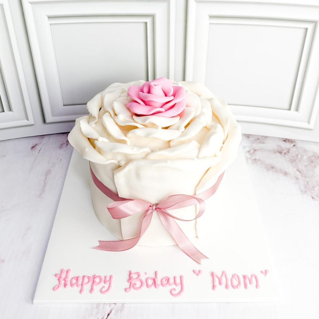 

Kue Ulang Tahun/Birthday Cake/Kue Ultah Tema Flower/Flower Cake/Kue Ultah Tema Flower/Flower cake