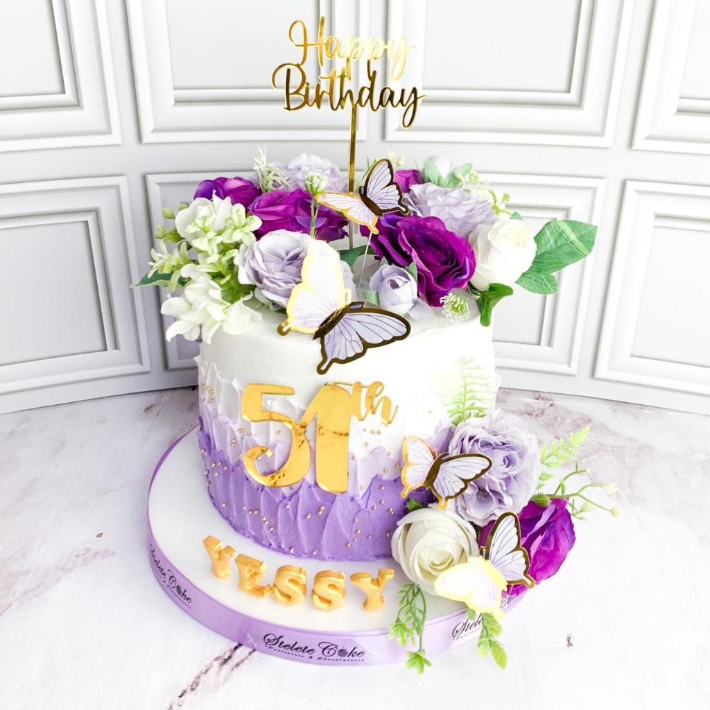 

Kue Ulang Tahun/Birthday Cake/Kue Ultah Tema Flower Purple/Kue Tema Bunga Ungu/Kue Birthday Jakarta