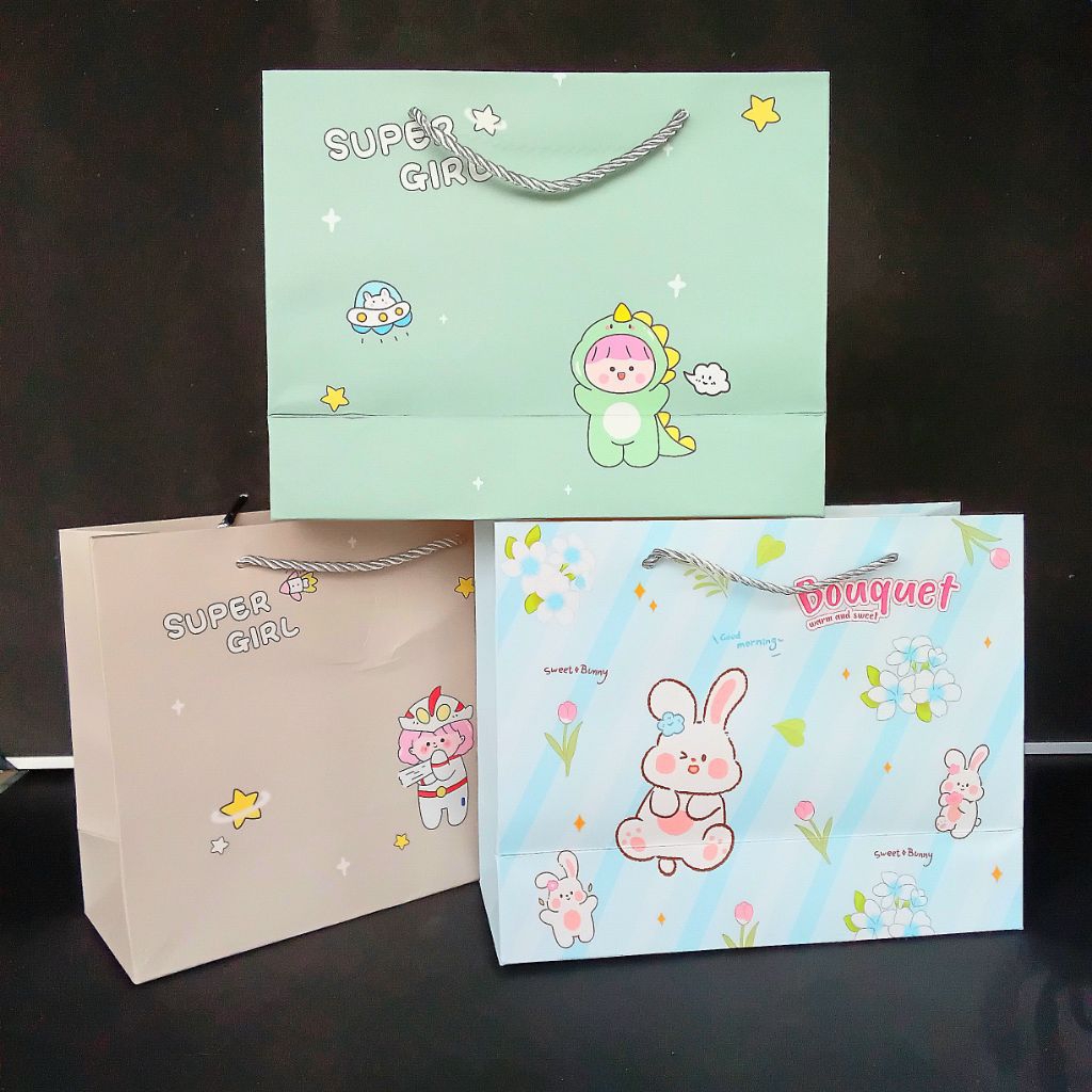 

Paper Bag Samudra B5 Horizontal Motif Fancy ( Pak ) [ Original ]