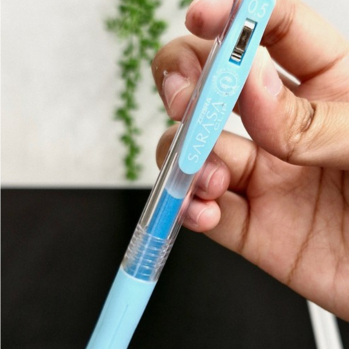 

[Preloved] ZEBRA Sarasa Light Blue 0.5