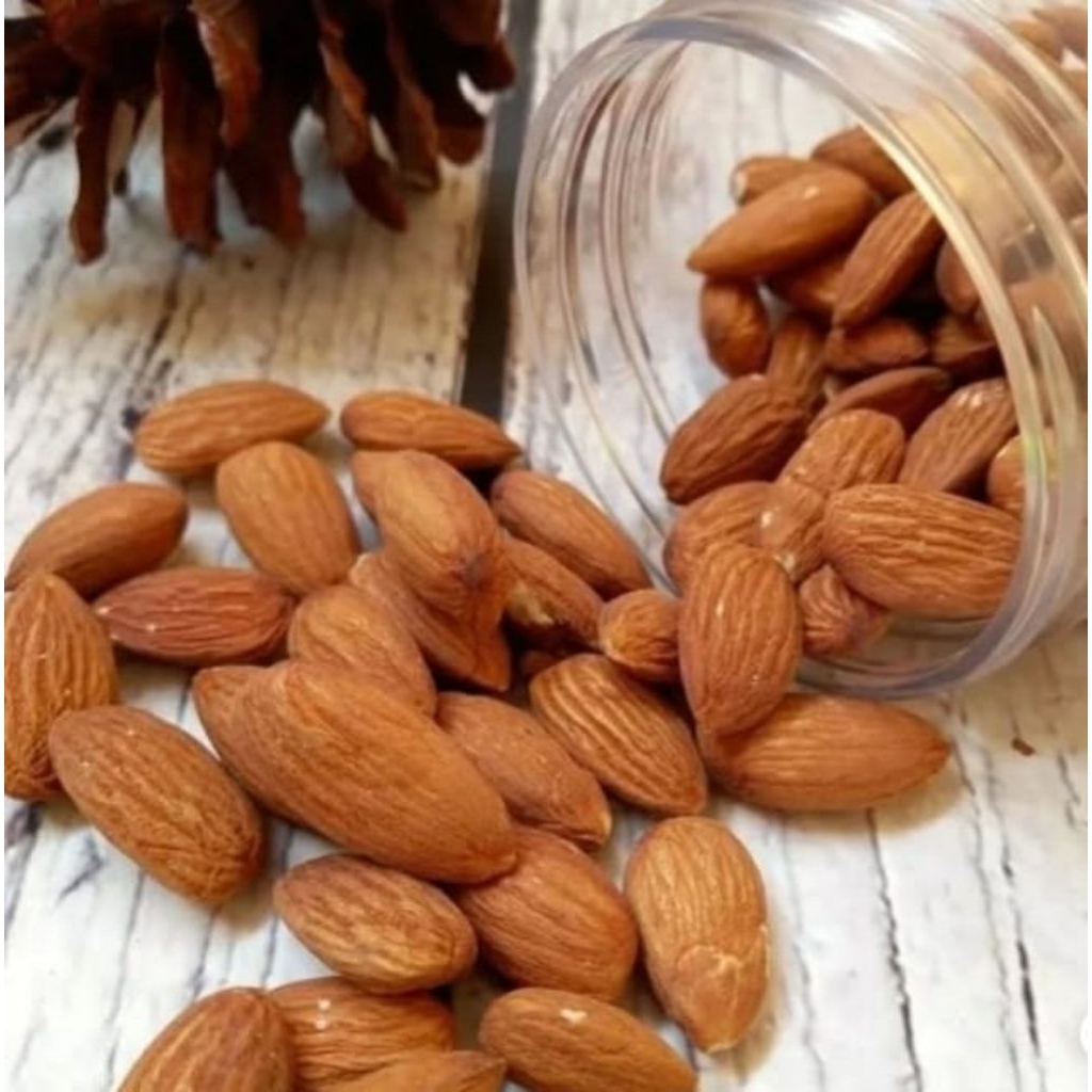

Kacang almond kupas panggang super renyah || 250gr