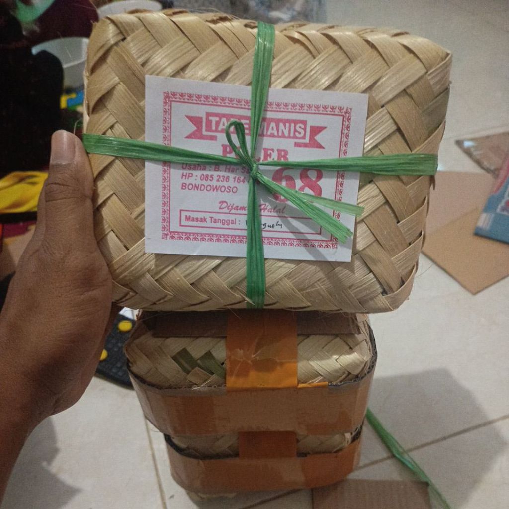 

TAPE MANIS 1 KG DI JAMIN HALAL TAPE 68 ASLI BONDOWOSO