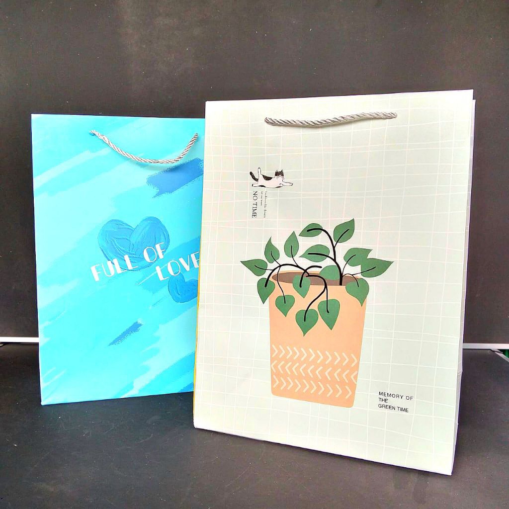 

Paper Bag Samudra F4 Motif Fancy ( Pak ) [ Original ]