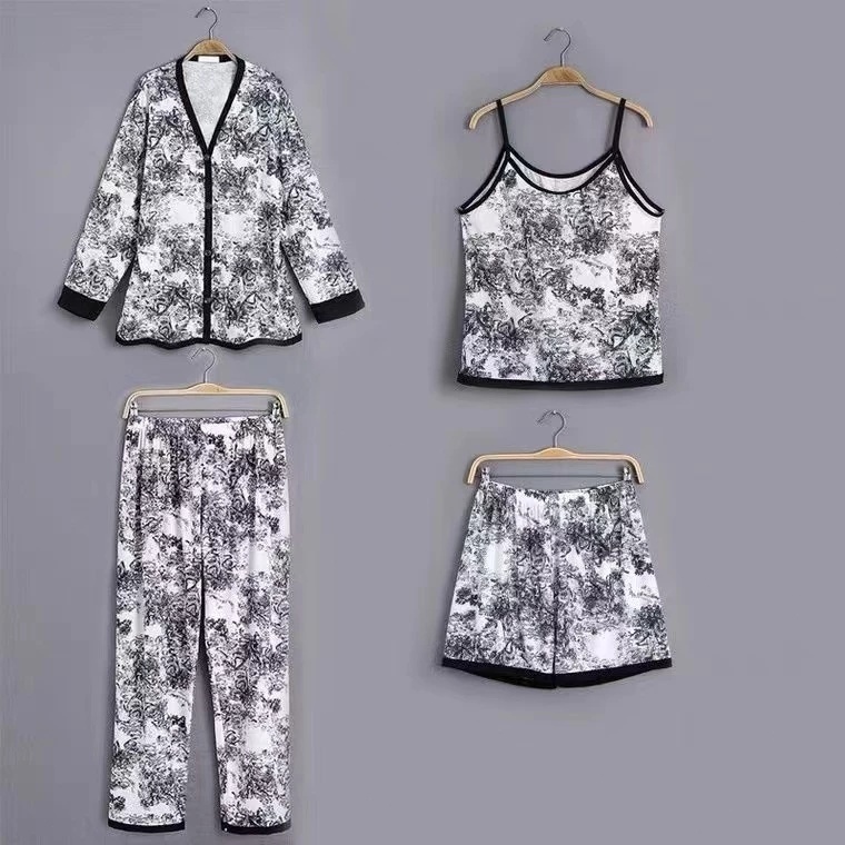 Setelan Baju Tidur Wanita 4 Potong Kain Lembut & Halus - Motif Batik & Awan Hitam Putih, Desain Eleg