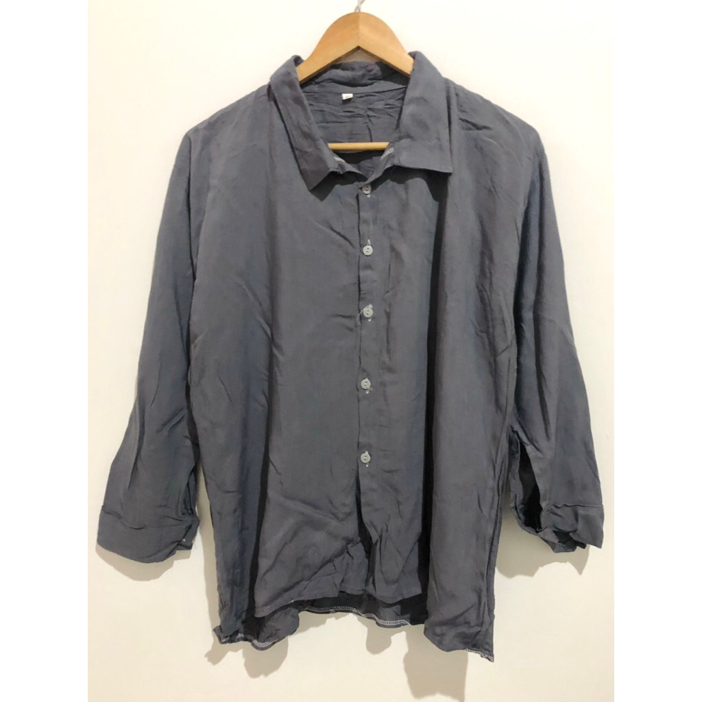 PRELOVED KEMEJA ABU WANITA