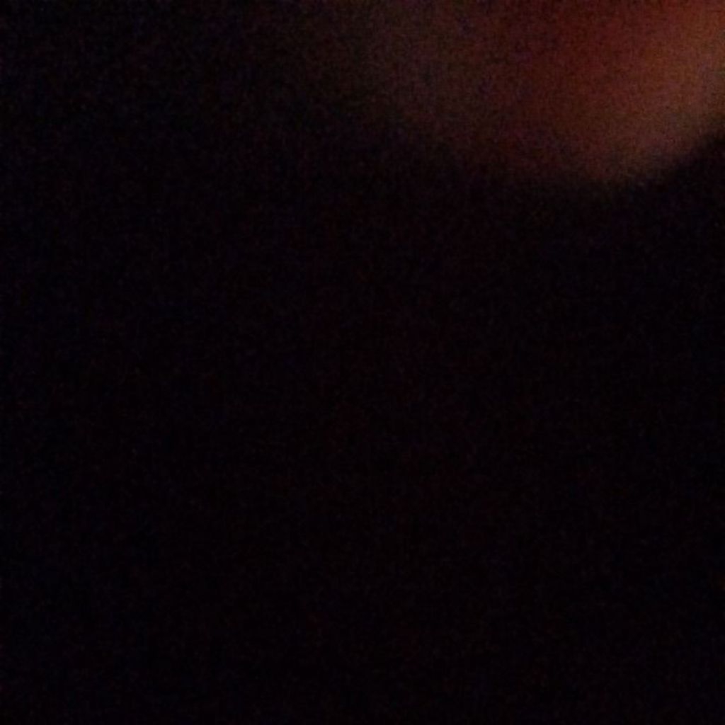 

cetak brosur a4 2 sisi 4 rim