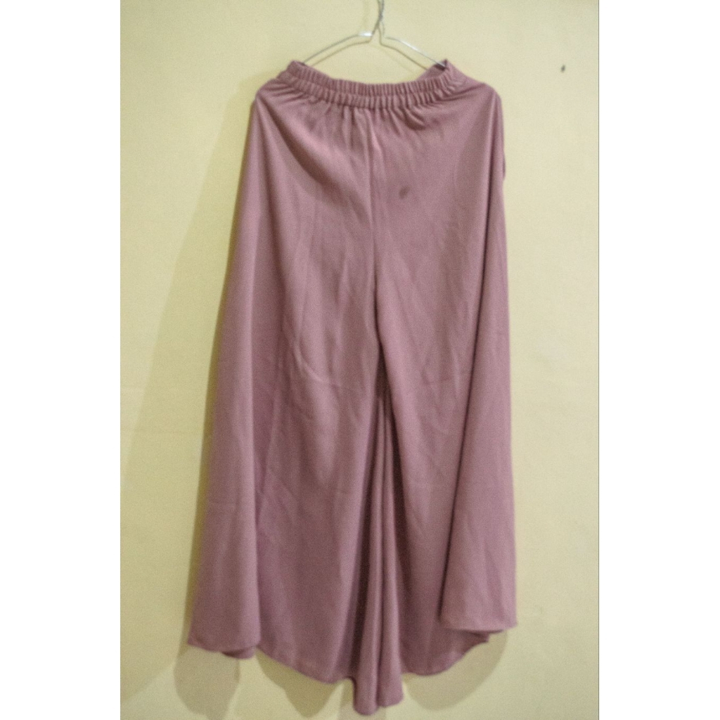 Rok Celana "Flowy" - Kulot Muslimah Dusty Pink-preloved wearing klamby