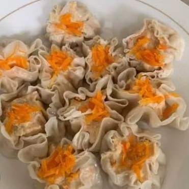 

Dimsum ayam dengan saus misdasem isi 10pcs