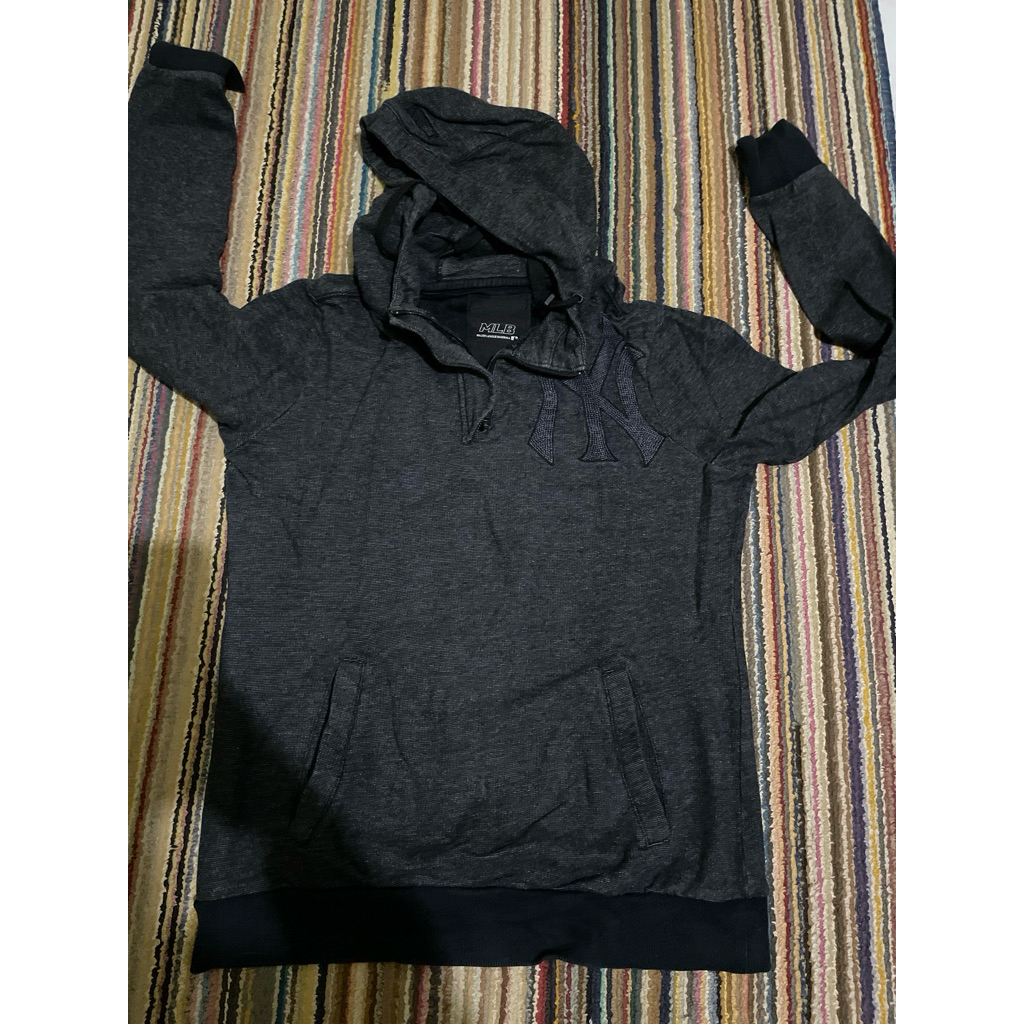 Hoodie Halfzip MLB size S like new