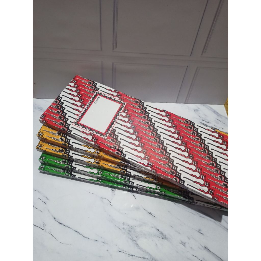 

Buku Folio gambar batik 100 halaman