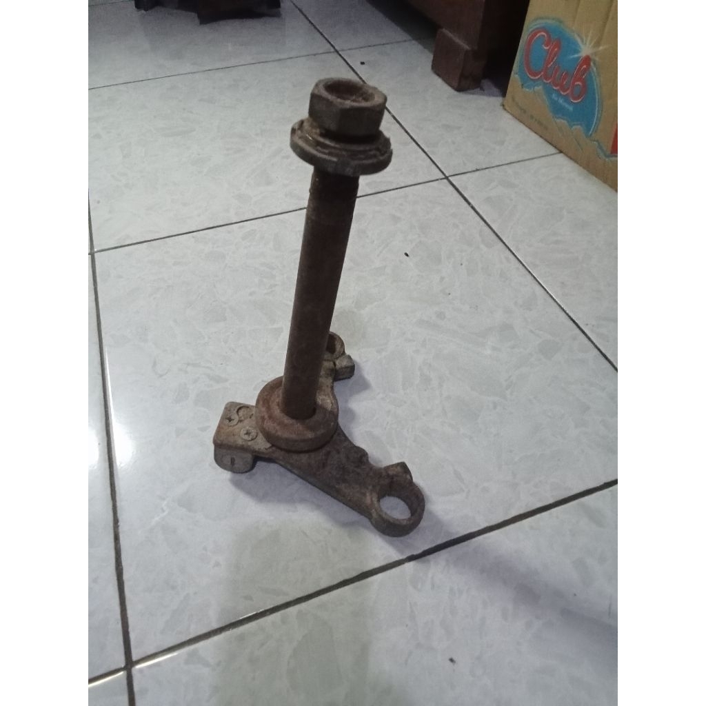 T Segitiga Bawah Honda GL100 GL125 Original