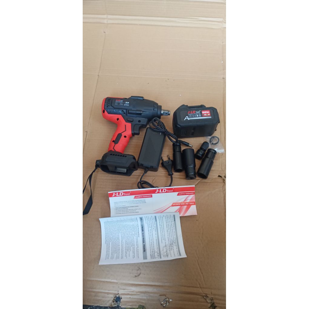 Cordless impact wrench JV88 JLD