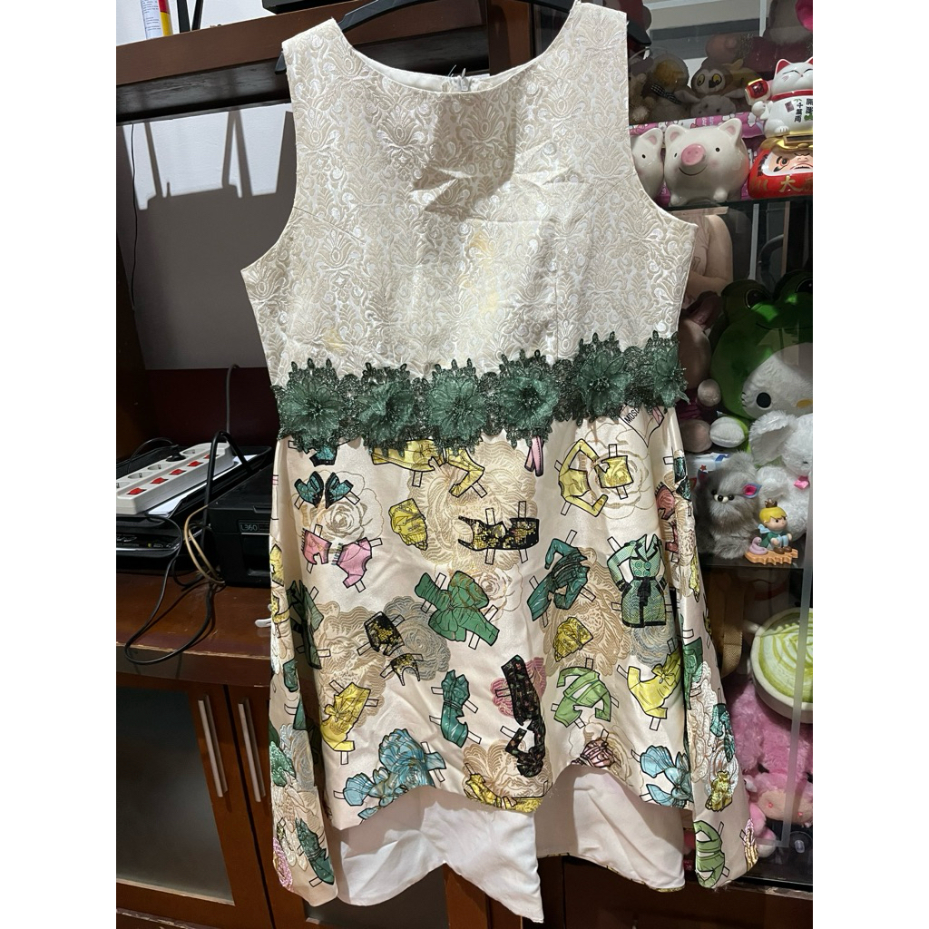 Mididress Garden of Paper Dolls