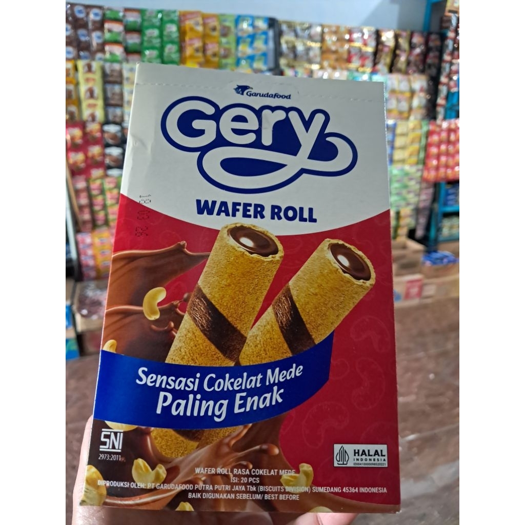 

Gery Waferroll Cokelat 15gx20pcs/box