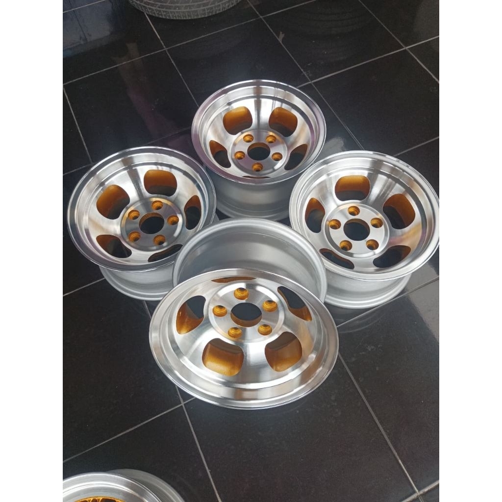 VELG R13 ENMARU SELBY LUBANG 5X114