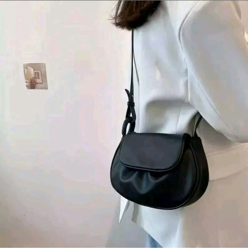 Tas wanita selempang/YouraBag/Tas model sling bag/kulit sintetis premium