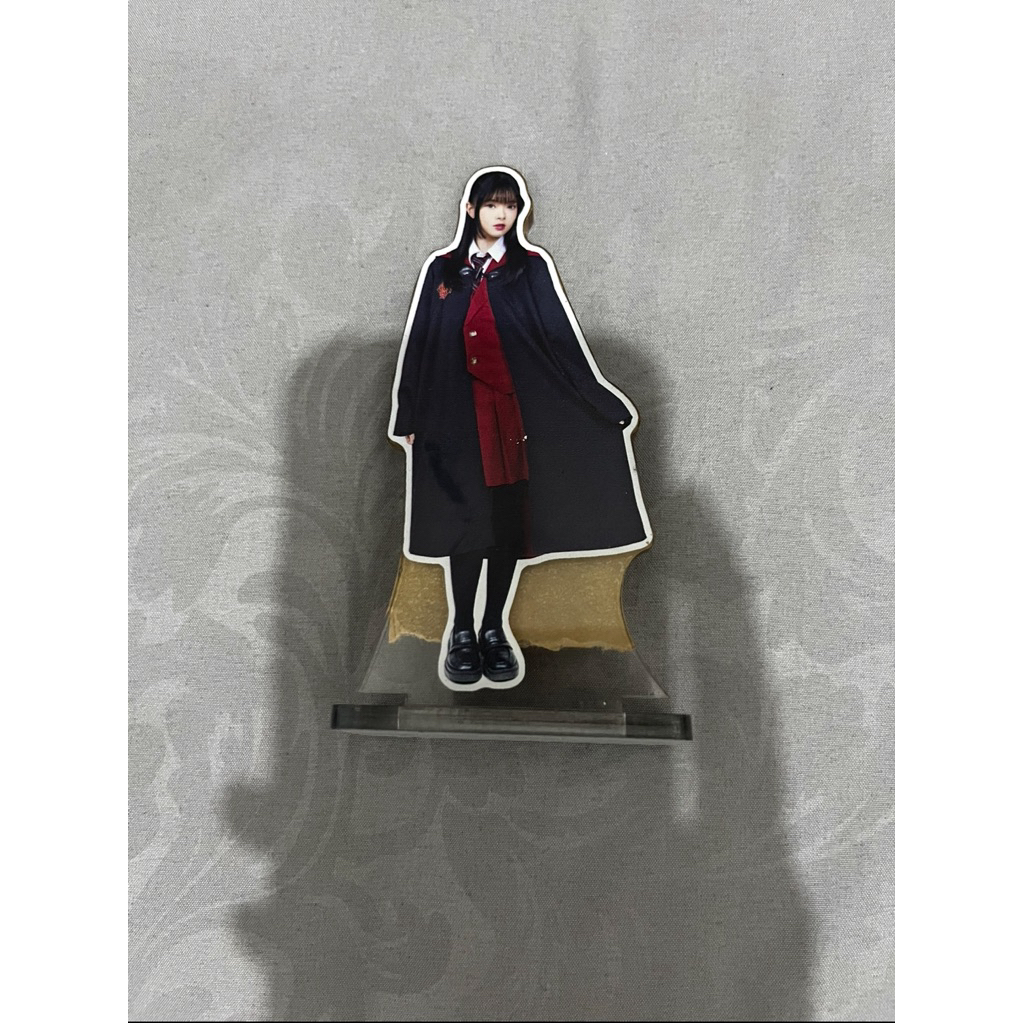 standee fiony magic hour