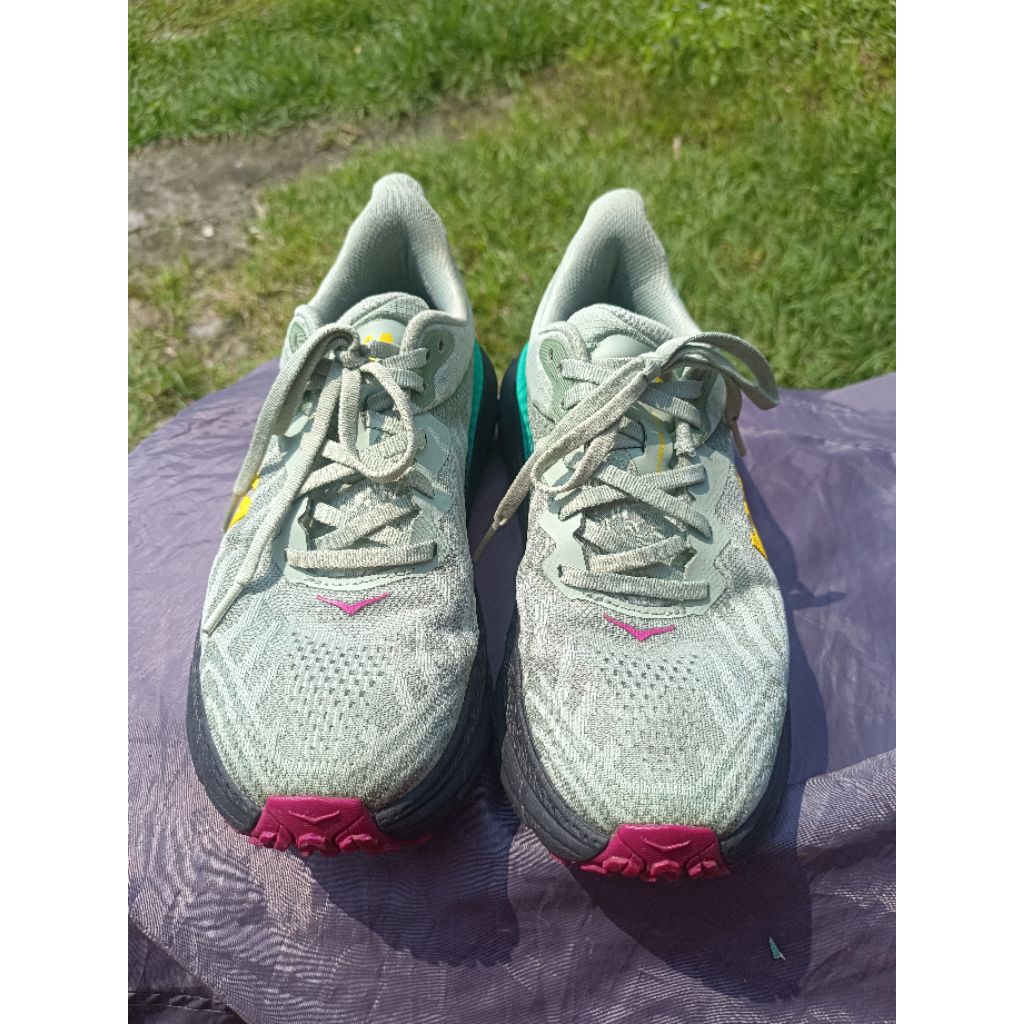 HOKA ATR Challenger 7