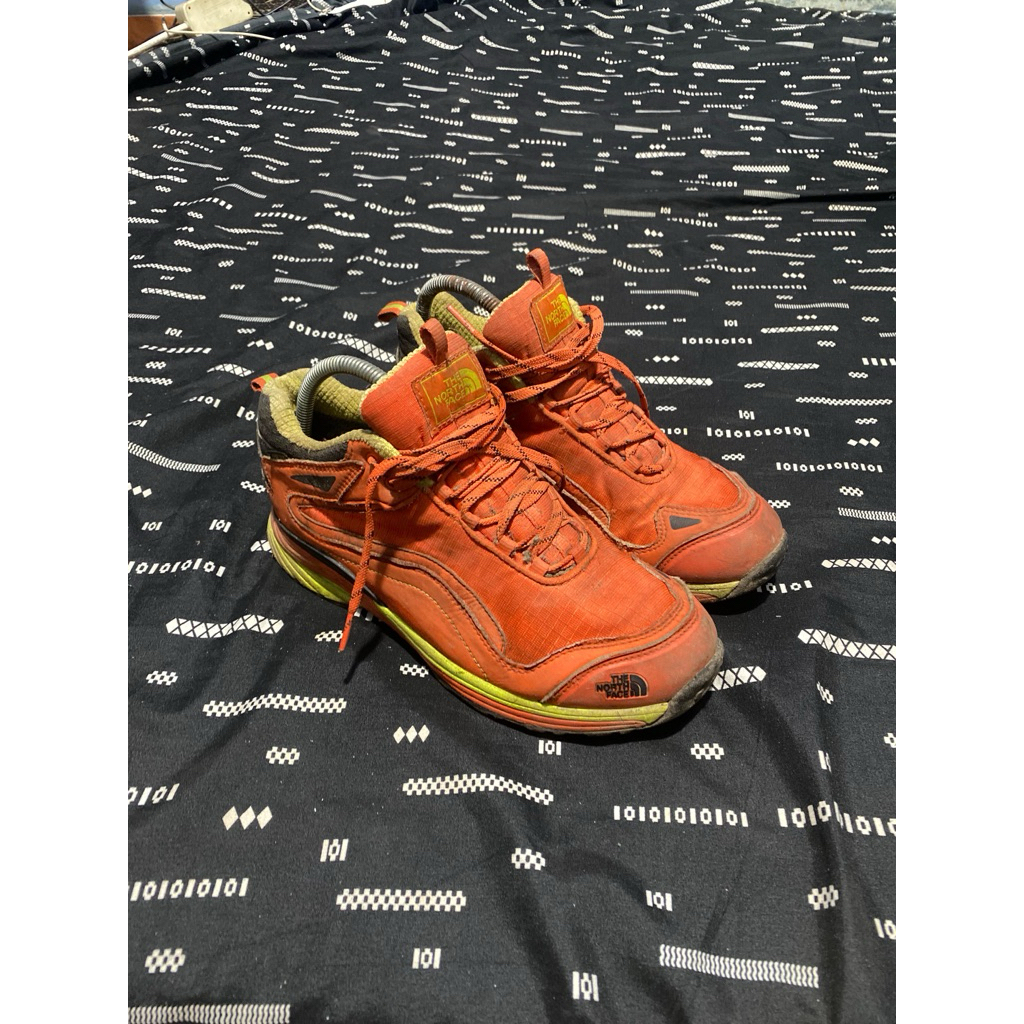 Sepatu TNF Outdoor Original