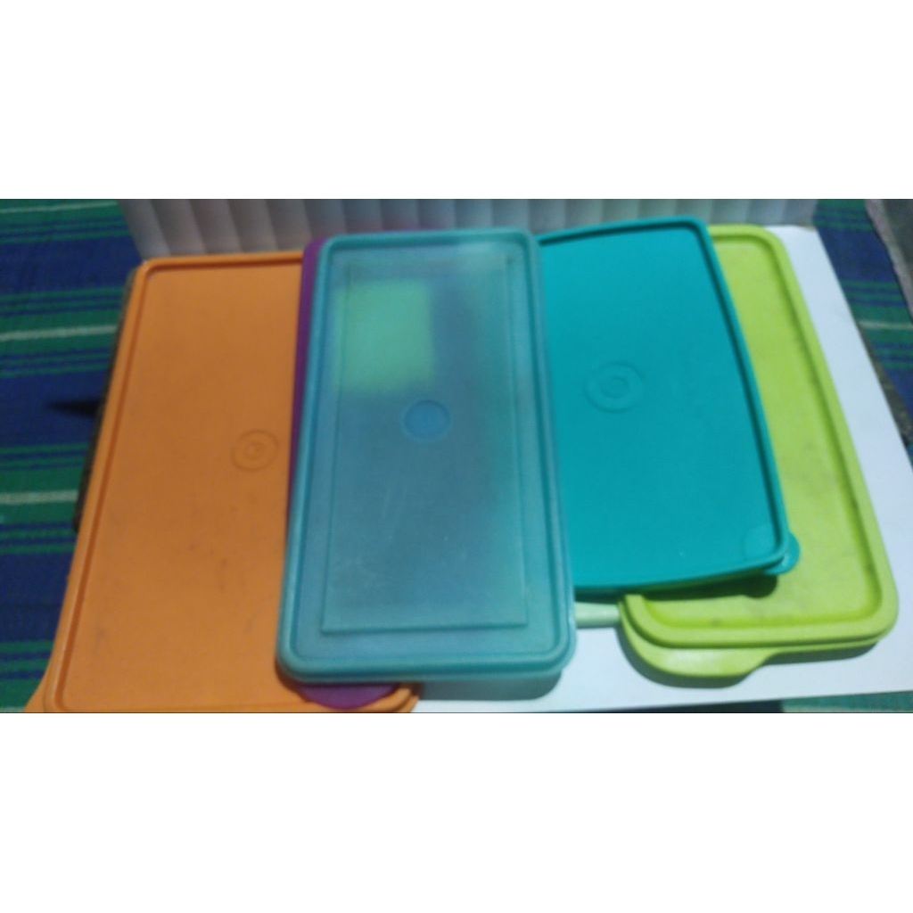 Tutup second tupperware