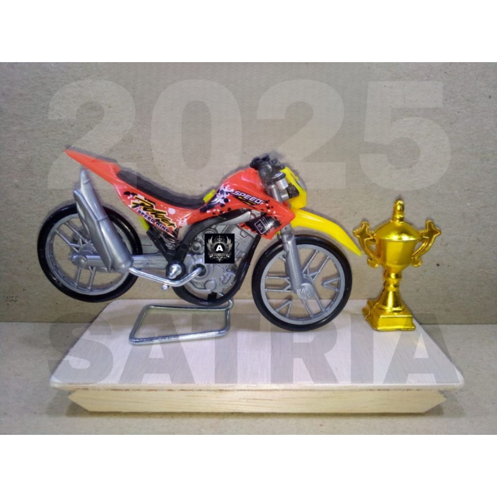 Miniatur motor HEREX 2025