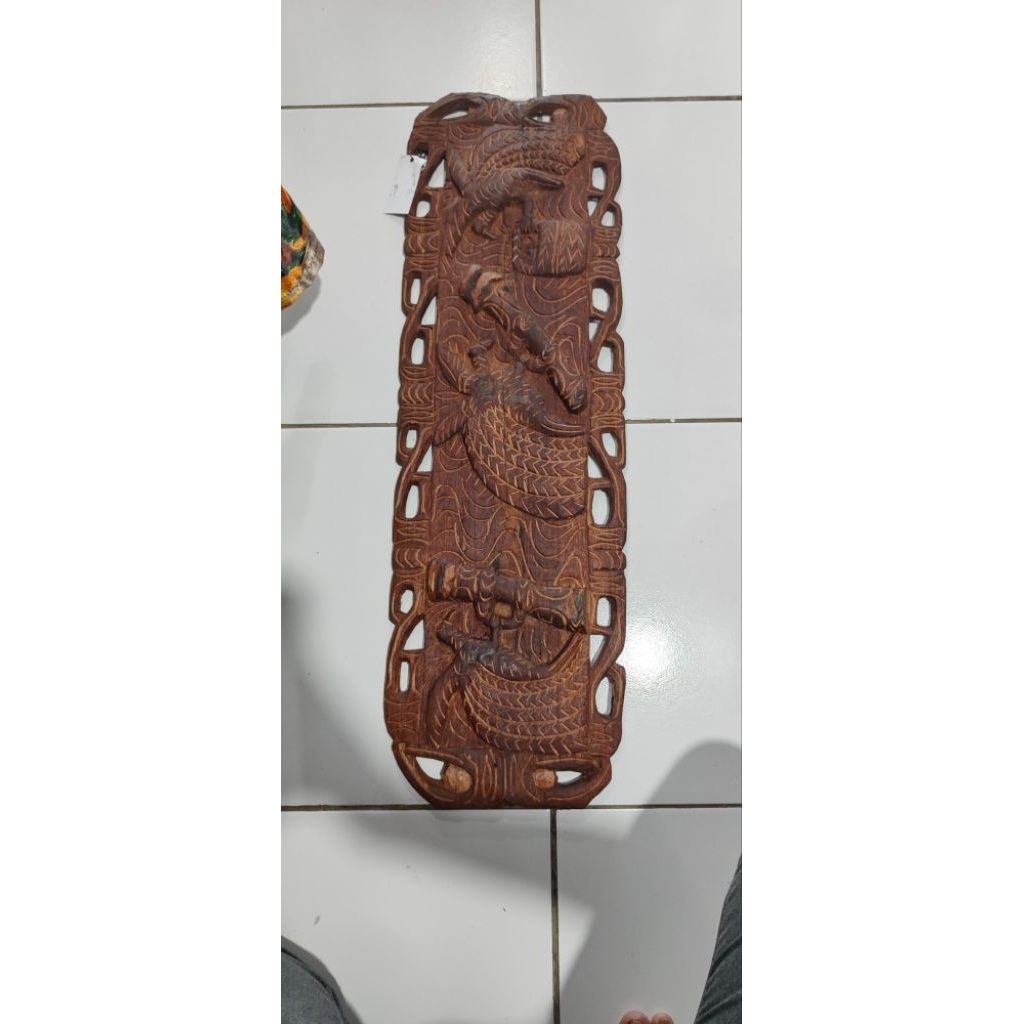 Hiasan dinding cendrawasih